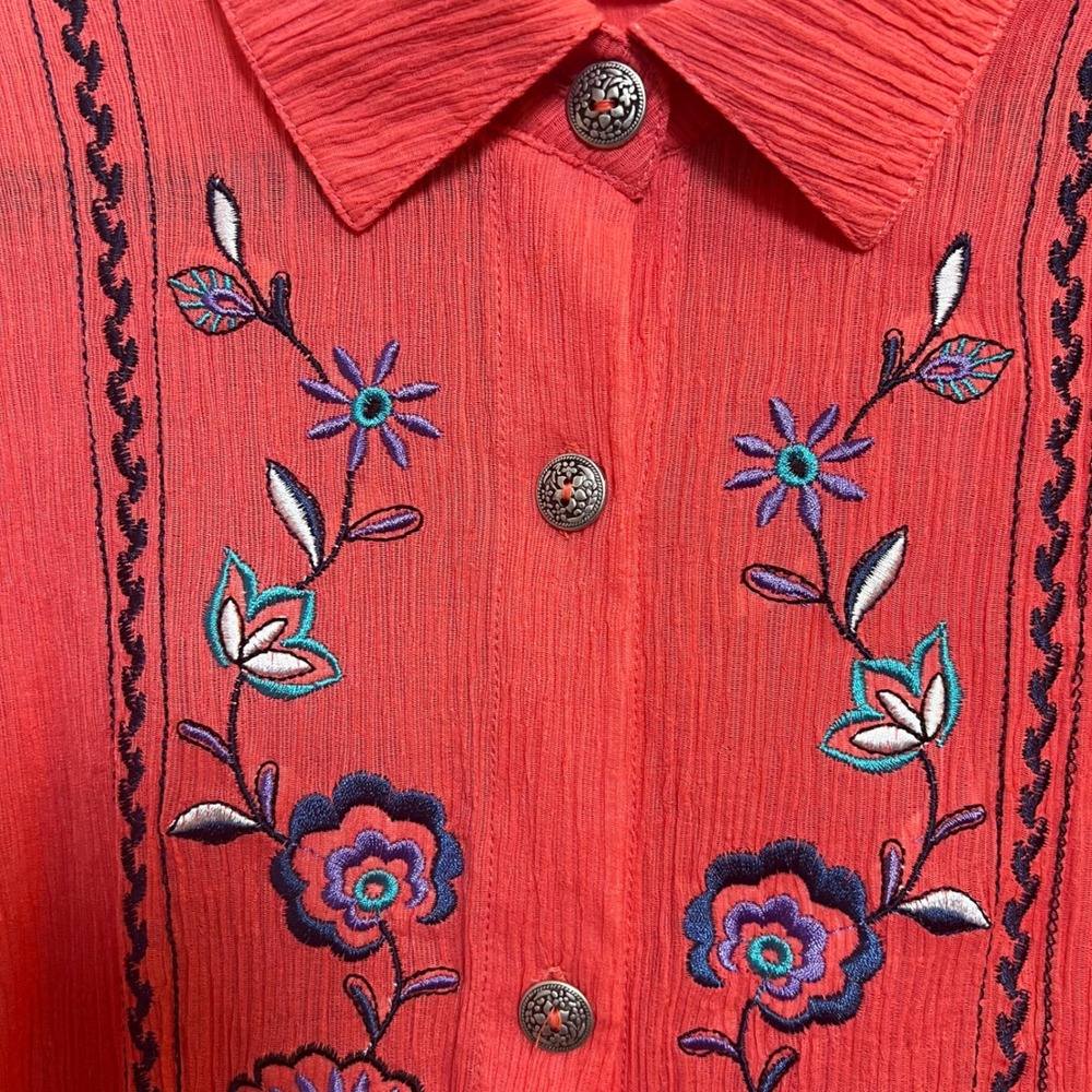 Teddi Embroidered Floral Button Down Gauzy 3/4 Sleeve Coral Top‎ Blouse - Picture 8 of 12
